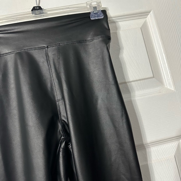 Offline by Aerie Real Luxe Faux Leather Leggings - Picture 5 of 11